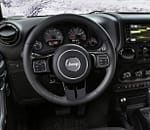 2016_jeep_grand_cherokee_srt_interior-HD